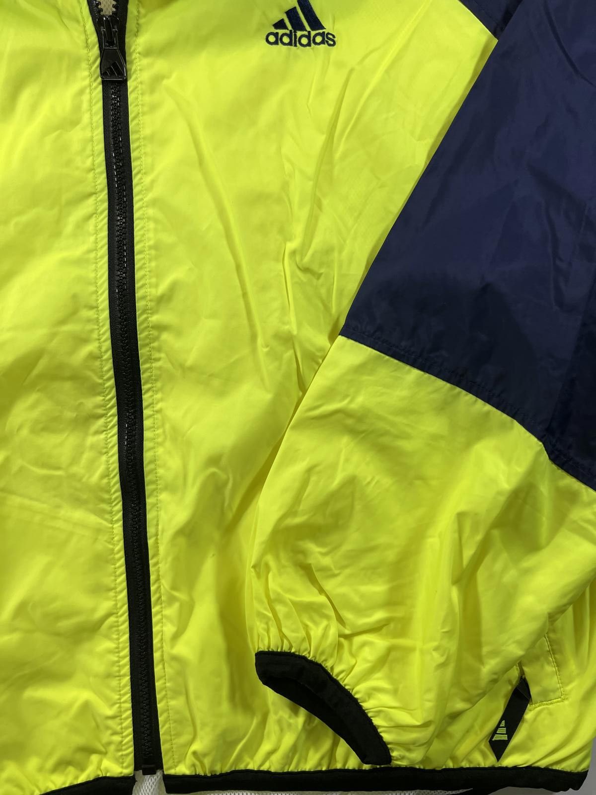 Adidas Vintage Adidas Men's Windbreaker Jacket Yellow Navy Size M Size US M / EU 48-50 / 2 - 4 Thumbnail