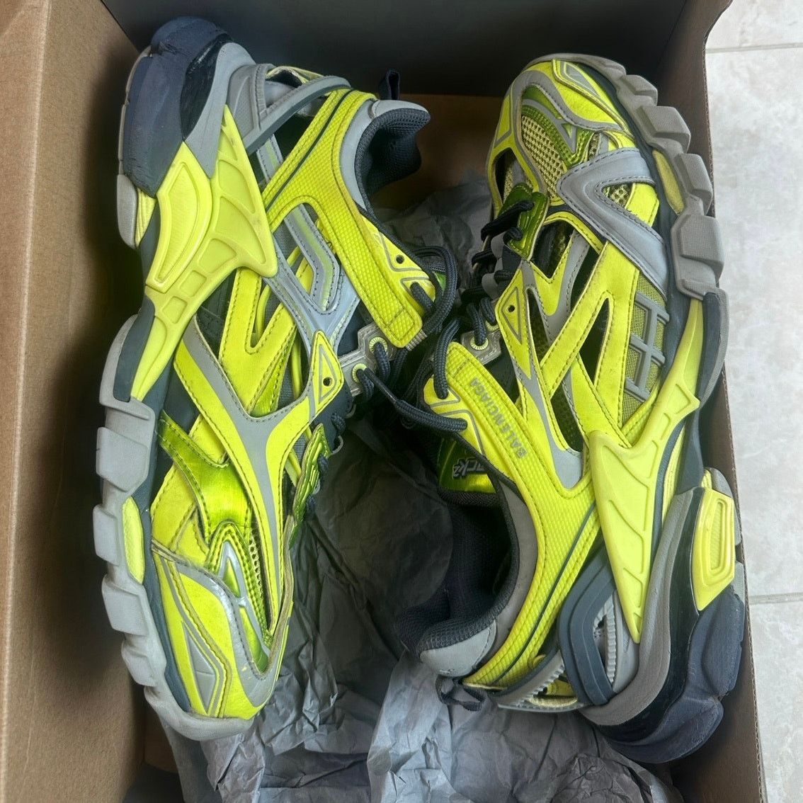Balenciaga Size 9 - Balenciaga Track 2.0 “Yellow Grey” Sneakers OG ALL Size US 9 / EU 42 - 2 Thumbnail