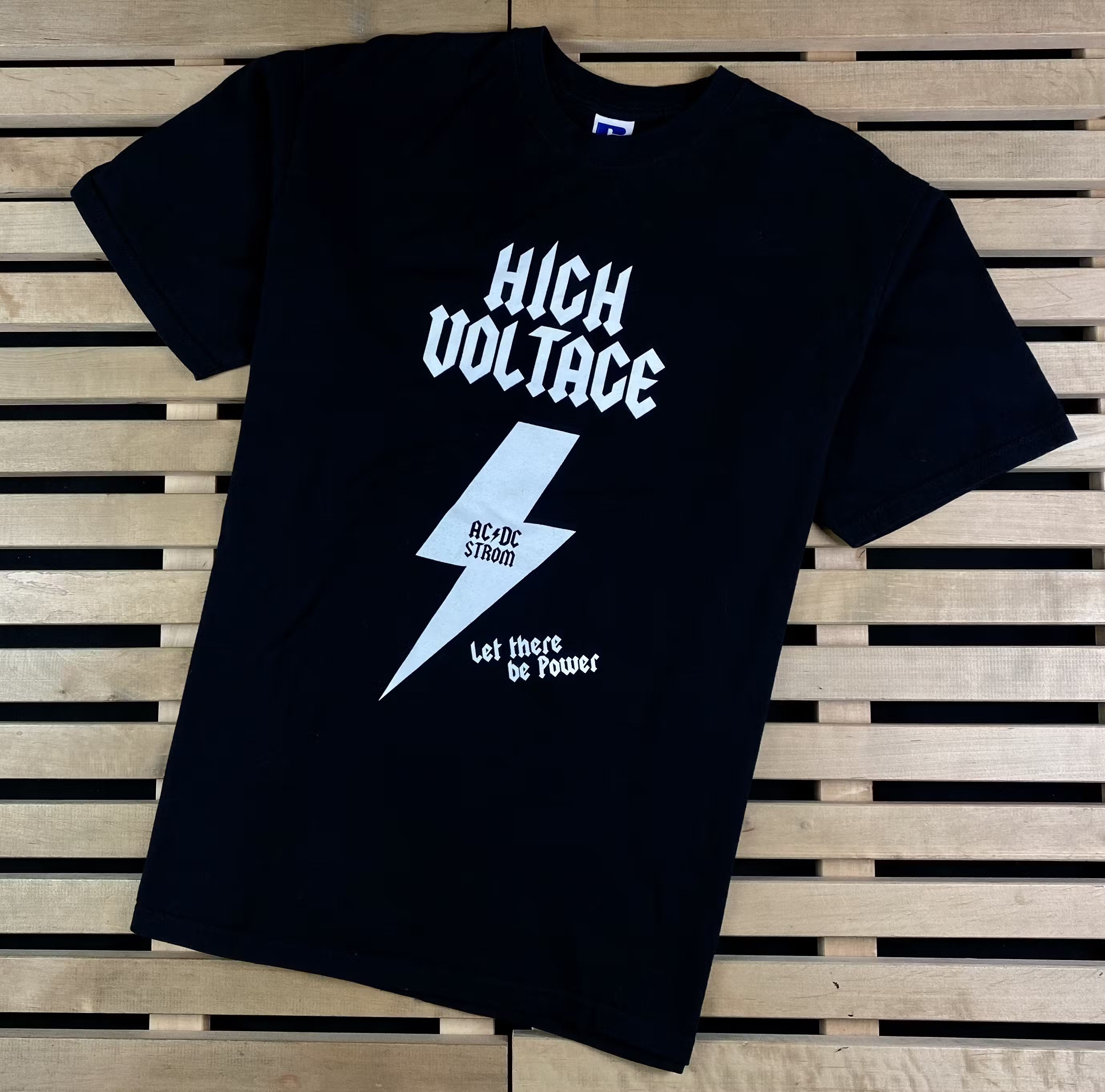 AC/DC × Band Tees × Vintage Men’s T-Shirt AC/DC High Voltage Vintage Size L Size US L / EU 52-54 / 3 - 1 Thumbnail