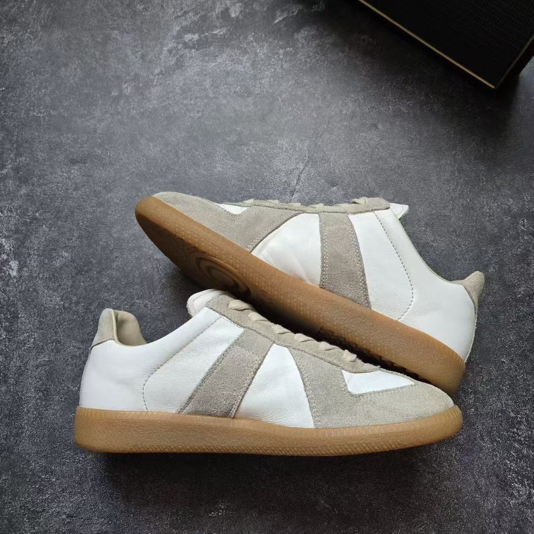 Balenciaga Balenciaga Multi Lowtop Sneakers 37 Women Size US 6.5 / IT 36.5 - 1 Thumbnail