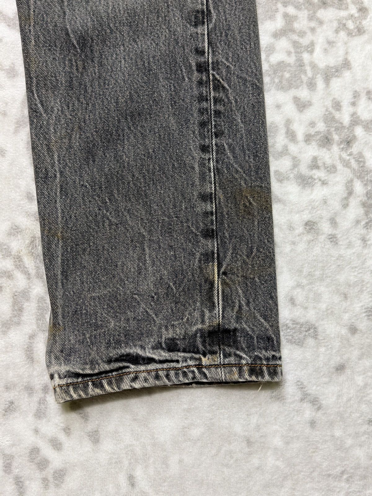 Levi's Vintage Levi’s 501 Straight Leg Faded Black Distressed Denim Size US 32 / EU 48 - 8 Thumbnail