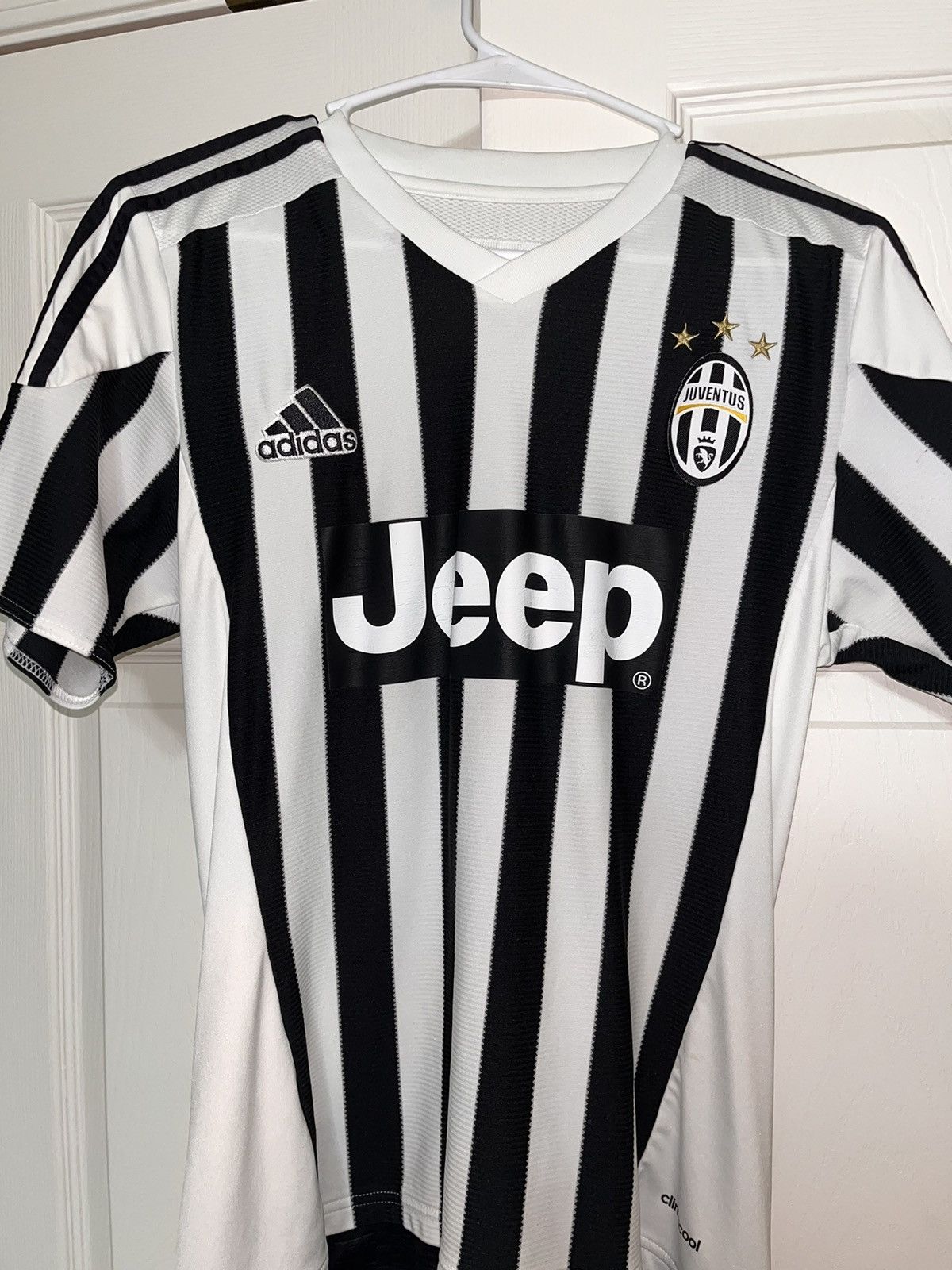 Adidas Official Juventus 2015/2016 Jeep kit Size US S / EU 44-46 / 1 - 1 Thumbnail
