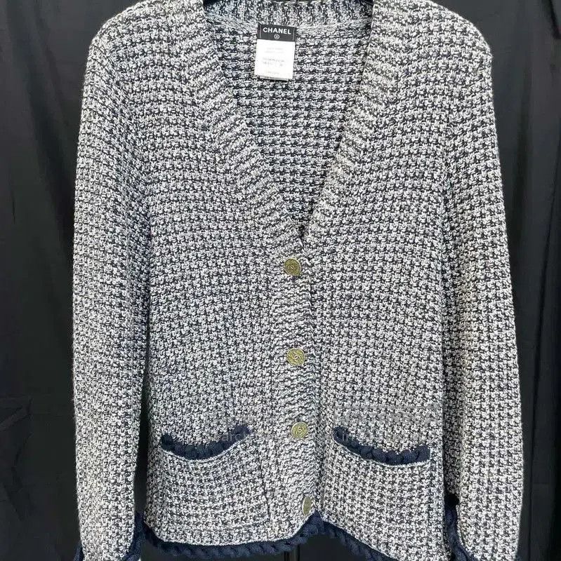 Chanel Chanel Gray Cotton Blend Sweater for Women . Size L / US 10 / IT 46 - 1 Thumbnail