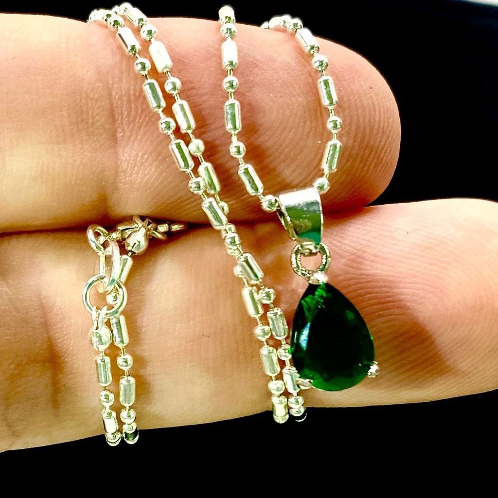 AXB Stunning Green Zircon Teardrop Gem & Sterling 925 Silver