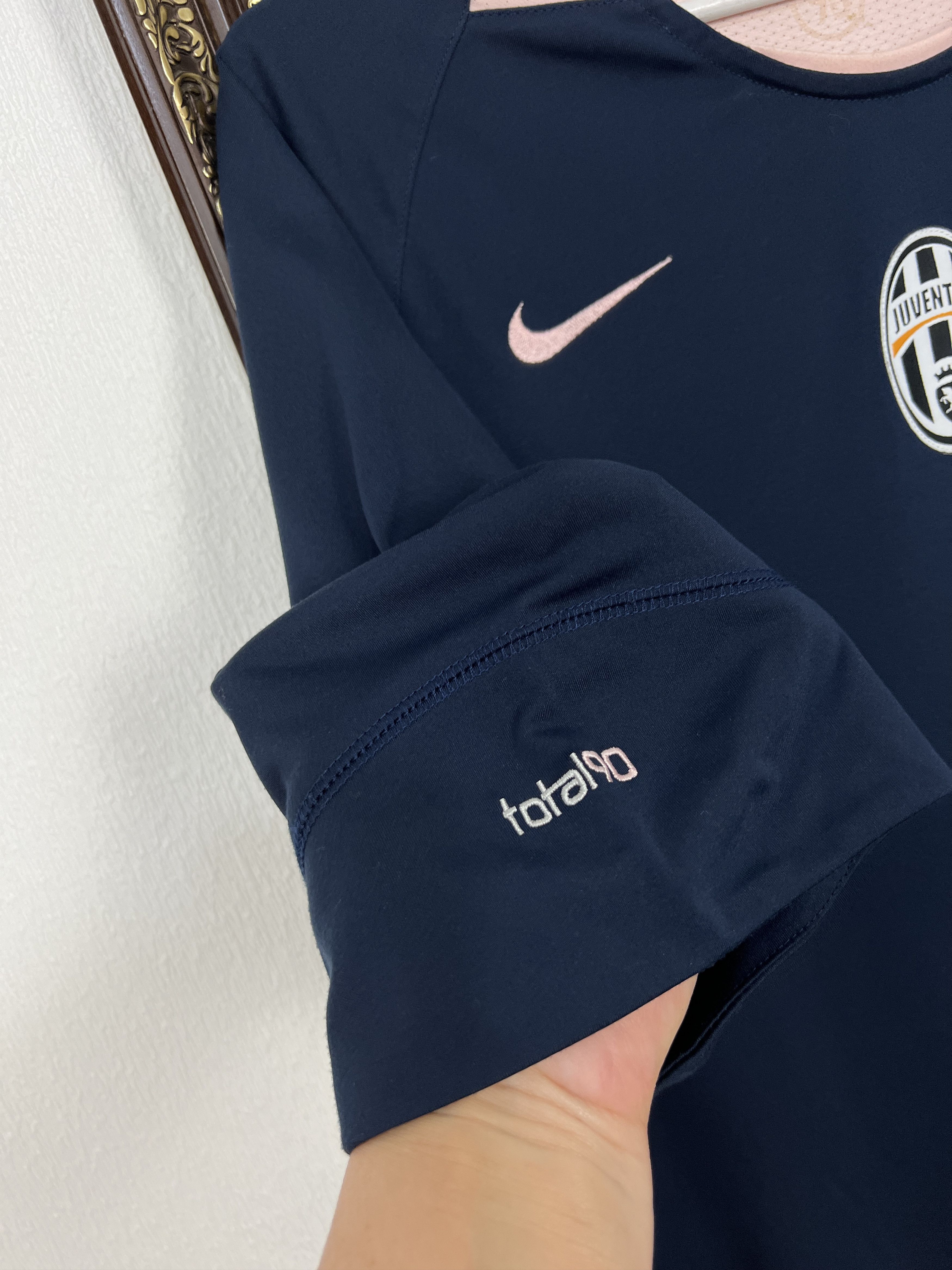 Nike Vintage Nike Juventus Football Shirt Train Soccer Size US XL / EU 56 / 4 - 5 Thumbnail