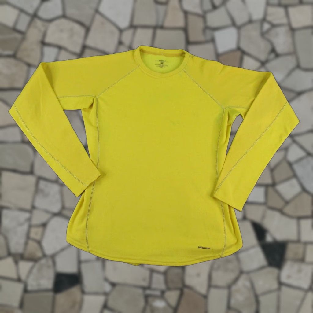 Patagonia VINTAGE Patagonia Shirt Womens Large Yellow Capilene 3 Performance Baselayer Size L / US 10 / IT 46 - 1 Thumbnail