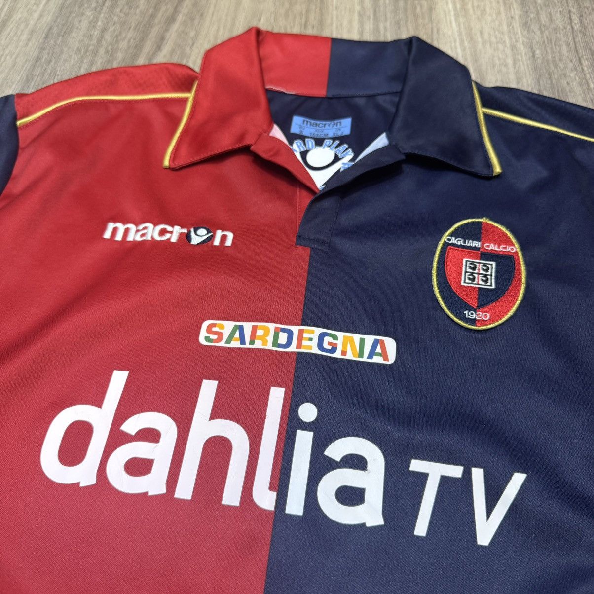 Macron Cagliari 10/11 home shirt Size US S / EU 44-46 / 1 - 3 Thumbnail