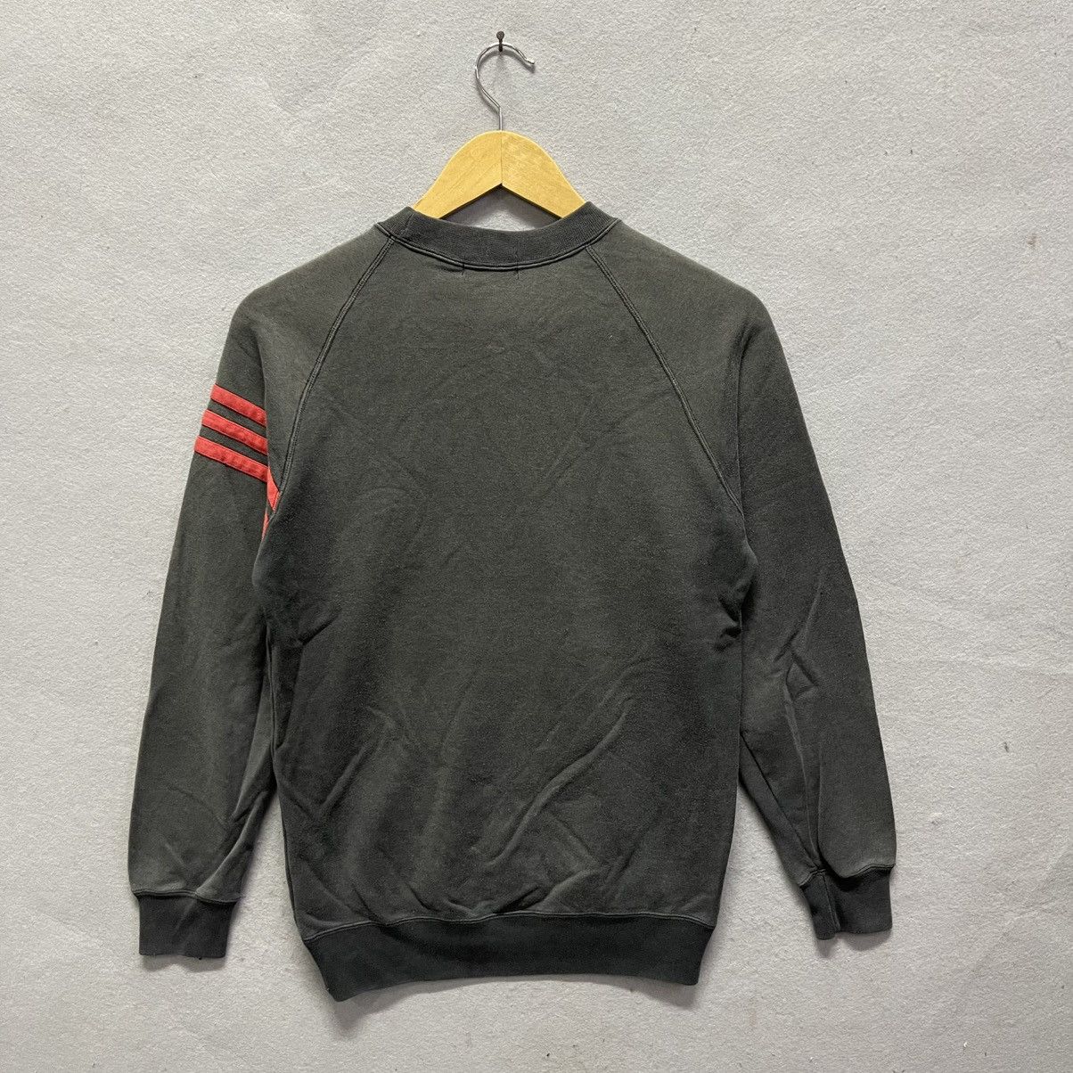 Adidas Vintage Adidas Trefoil Raglan Sweatshirt (1990s) Size US S / EU 44-46 / 1 - 6 Thumbnail