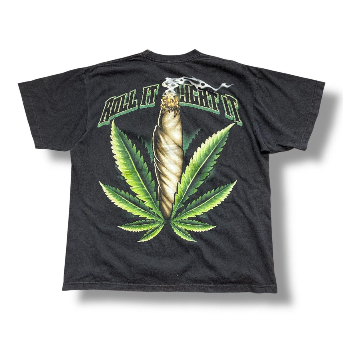 Other Streetwear Weeds Roll It Light It Big Printed TShirt Size US XL / EU 56 / 4 - 1 Thumbnail