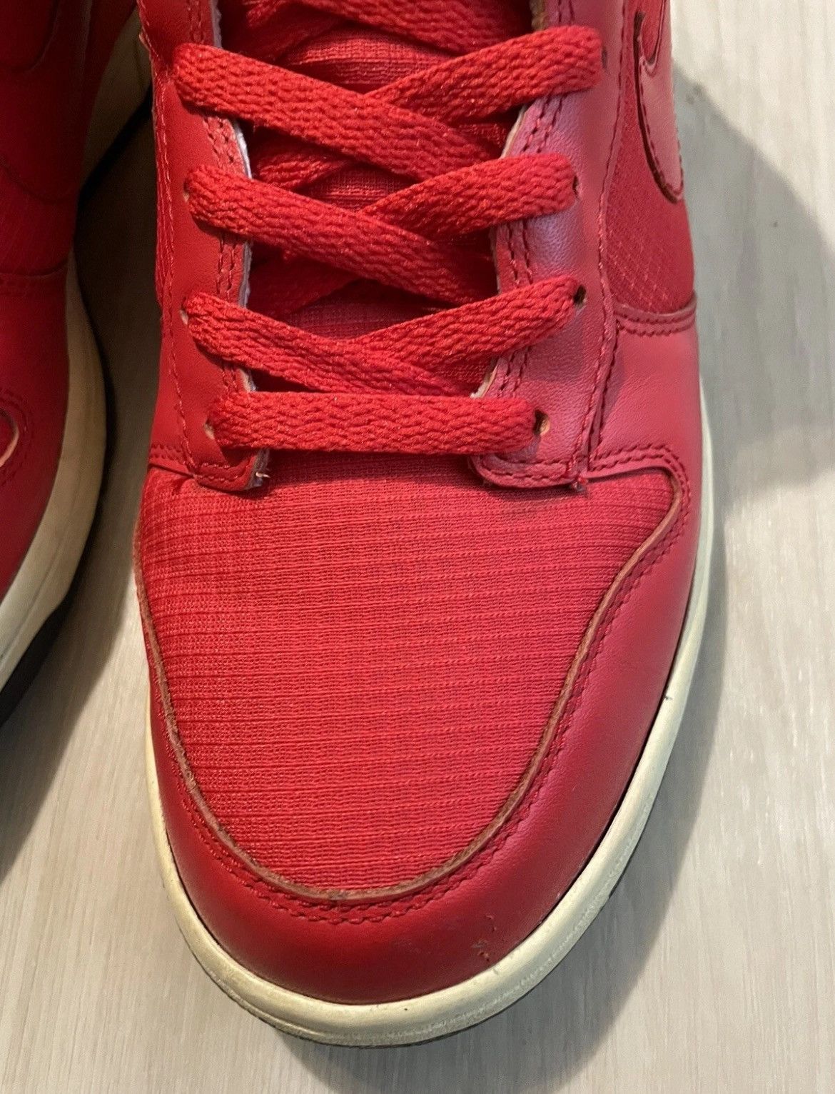 Vintage Nike Dunk USA Olympic University Red Sneakers Men’s Size 9.5 Size US 9.5 / EU 42-43 - 7 Thumbnail