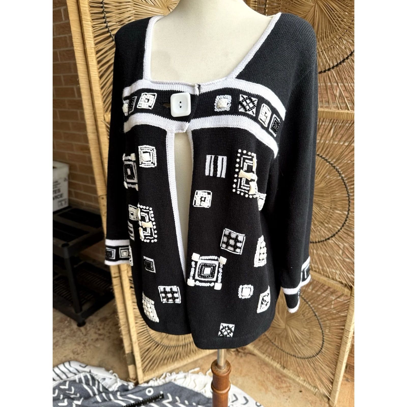 Vintage VINTAGE Design Options Sweater Women Cardigan 3/4 Sleeve Black White Designer Philip & Jane Gordon L Med Womens Size L / US 10 / IT 46 - 3 Thumbnail