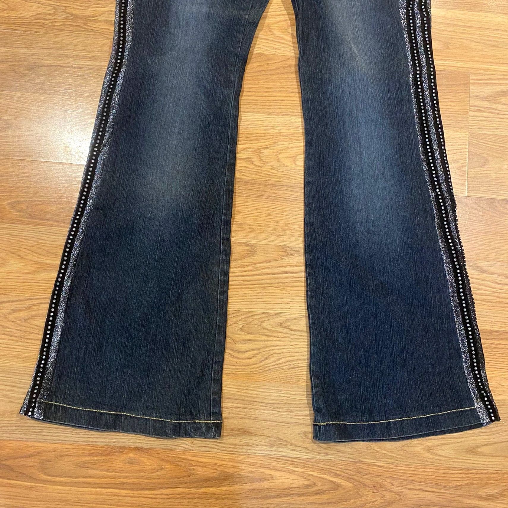 Vintage VINTAGE Lazer Jeans Flared Belted Cowgirl 90s Y2K Sequins Mid Rise Size 9 NWT Women Size 30" / US 8 / IT 44 - 6 Thumbnail