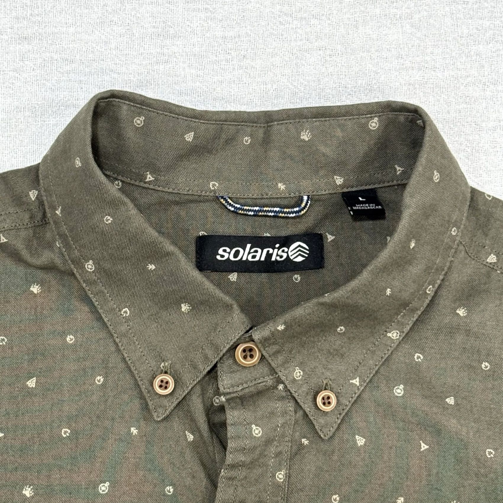 Vintage Solaris Button Shirt Men L Blue Animal Print Lightweight Breathable Cotton Knit Collared Long Sleeve Button-Up Pockets Fall Winter Vintage: No Size US L / EU 52-54 / 3 - 4 Thumbnail