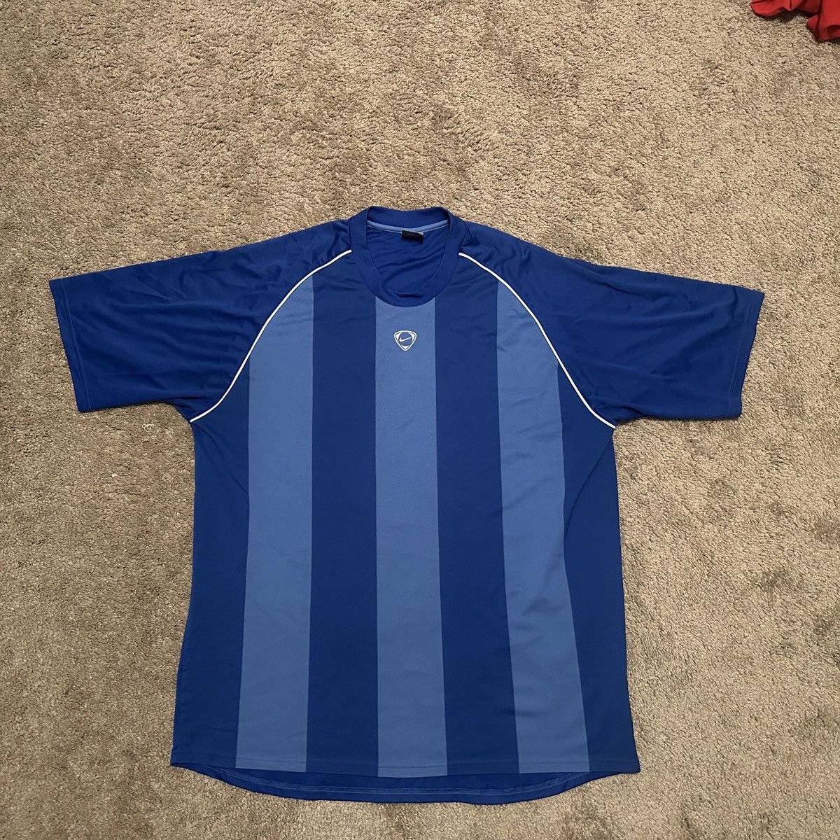 Nike × Vintage Vintage Nike Soccer Jersey Y2K Size US XL / EU 56 / 4 - 1 Thumbnail