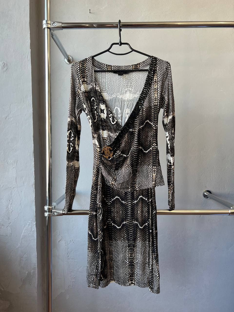 Grailed S/S 2005 ROBERTO CAVALLI RARE SNAKE PATTERN ARCHIVAL DRESS M Size M / US 6-8 / IT 42-44 - 2 Thumbnail