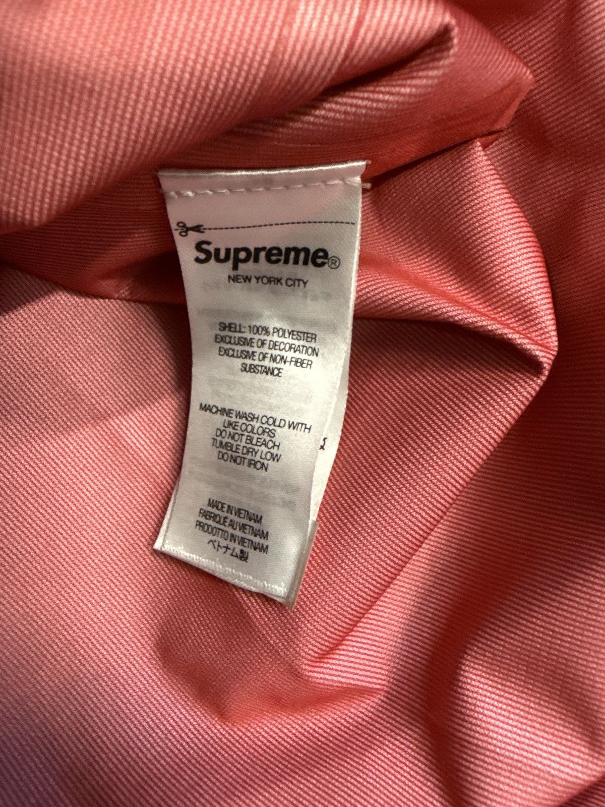 Supreme × The North Face Supreme Gore-Tex Taper Seam Shell Jacket Size US M / EU 48-50 / 2 - 6 Thumbnail