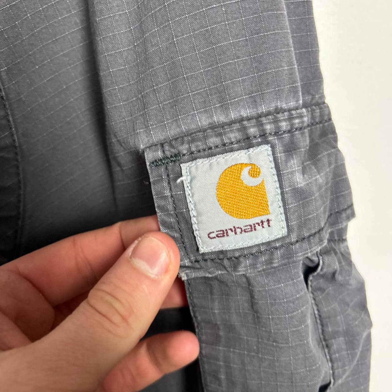 Carhartt Wip Vintage Carhartt Wip Patch Logo cargo streetwear work pants Size US 30 / EU 46 - 6 Thumbnail