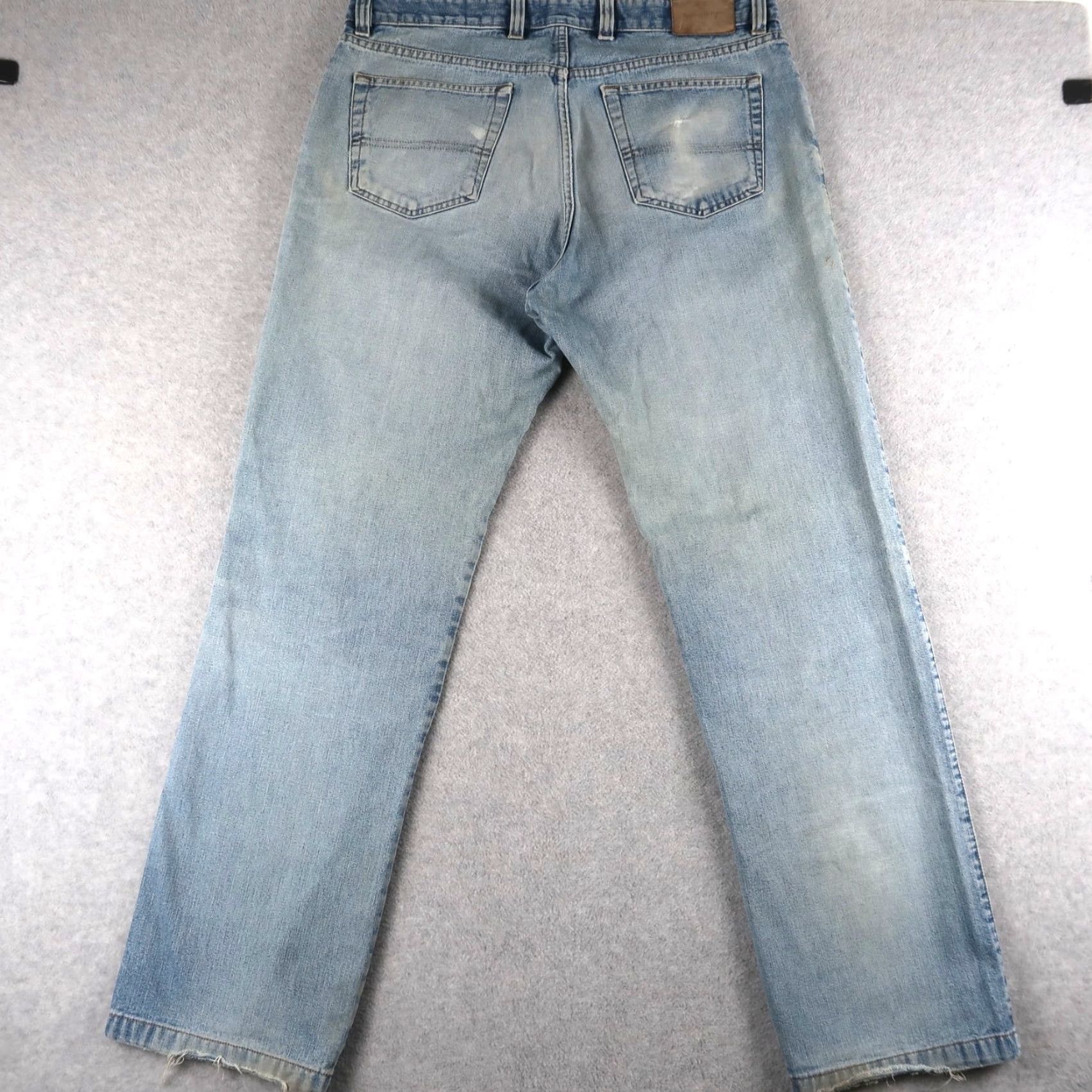 Ermenegildo Zegna VINTAGE Ermenegildo Zegna Jeans Men’s 38 Regular Denim Blue 5-Pocket Straight Fit Made in Italy Mens Jeans 38" Blue Geographical Theme: City Designer Size US 38 / EU 54 - 2 Thumbnail