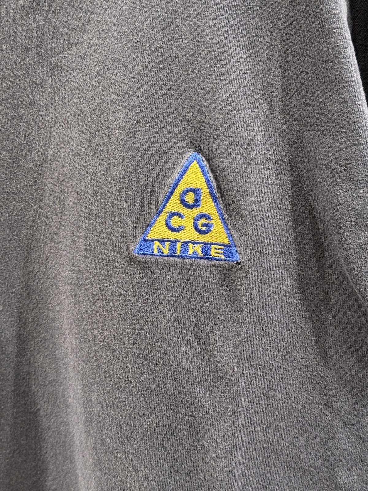 Nike Vintage Nike ACG 90's T-shirt Size US L / EU 52-54 / 3 - 3 Thumbnail