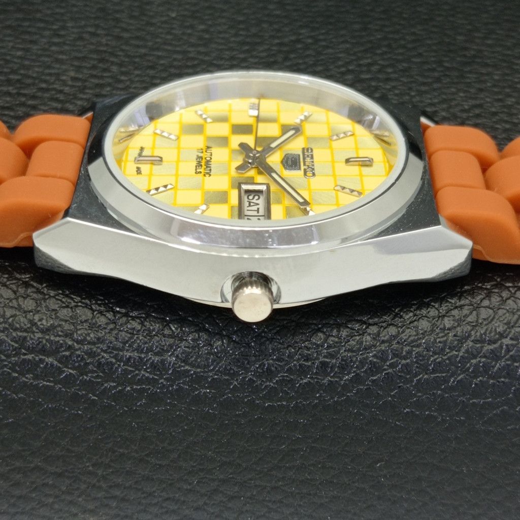 Seiko REFURBISHED VINTAGE SEIKO 5 AUTO JAPAN MENS WATCH a440217 Size 38 - 4 Thumbnail