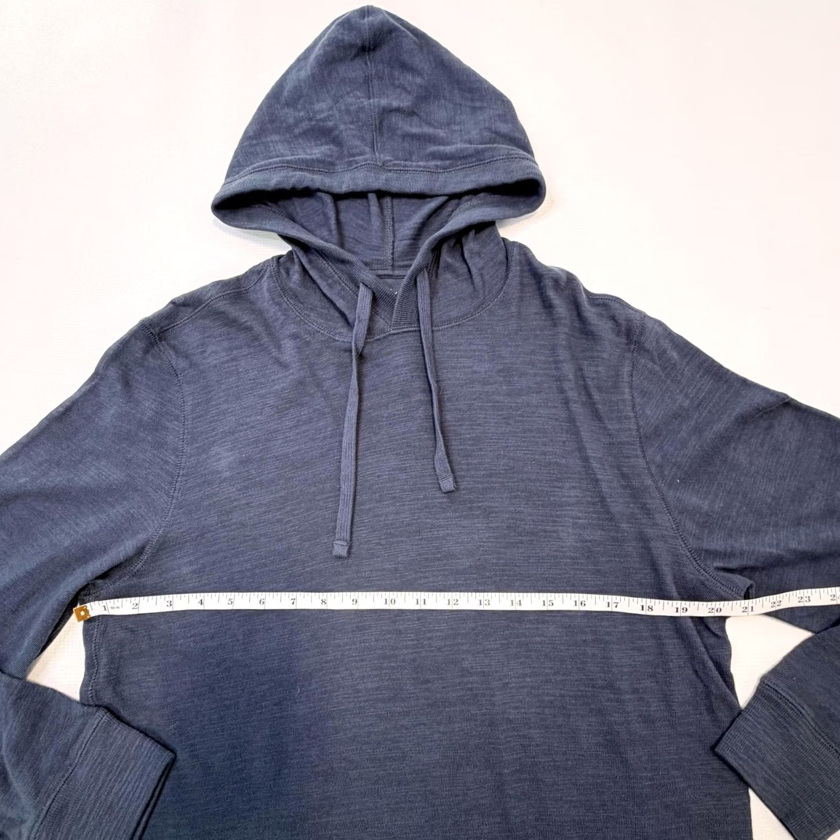 Faherty Faherty Hoodie Mens Medium Blue Organic Cotton Lightweight Pullover Knit Hoodie Mens Medium Blue Cotton Lightweight Knit Pullover Faherty Size US M / EU 48-50 / 2 - 7 Thumbnail
