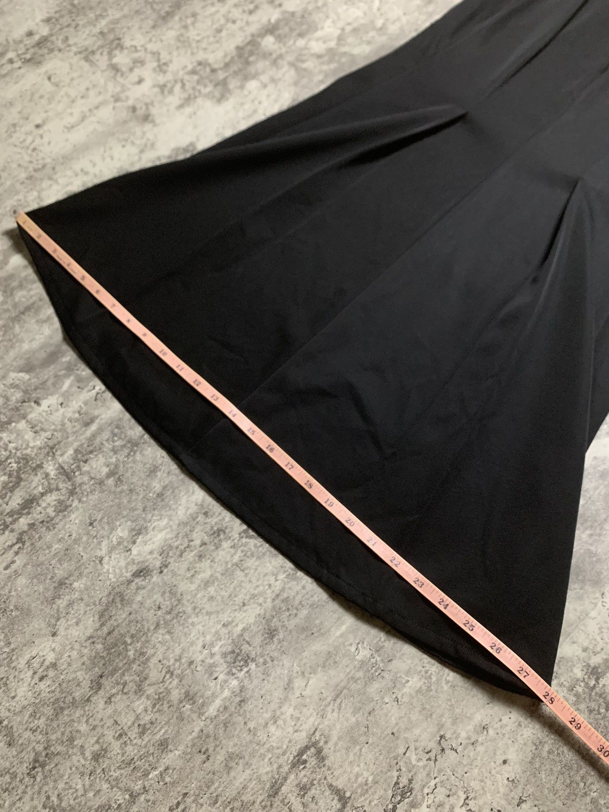 Yohji Yamamoto Iconic Yohji Yamamoto + Noir Black Wool Skirt Single Pleated Size 24" / US 00 / IT 34 - 11 Thumbnail
