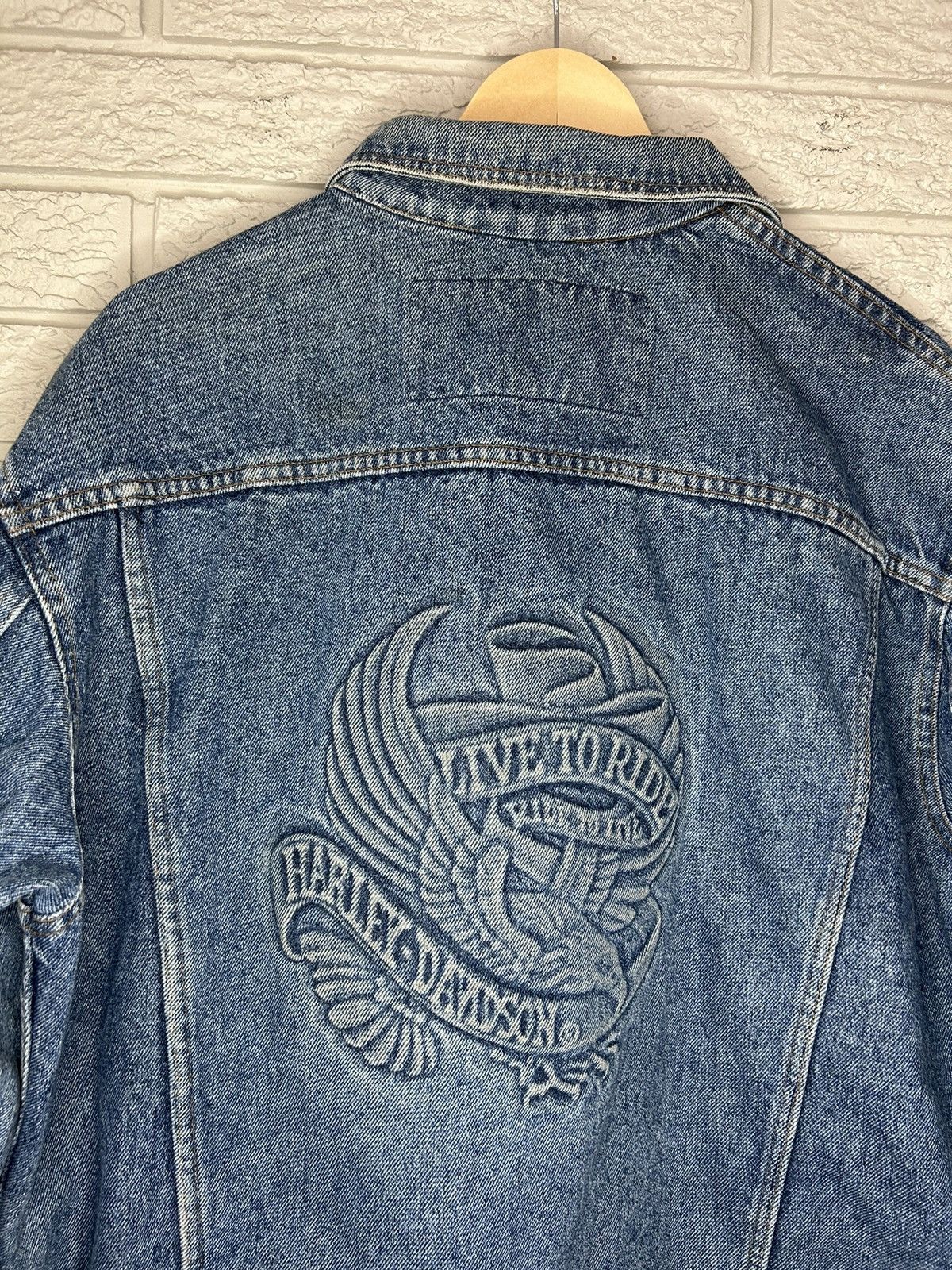 Harley Davidson Vintage 90s Harley Davidson Embossed Denim Jacket Size US XL / EU 56 / 4 - 4 Thumbnail