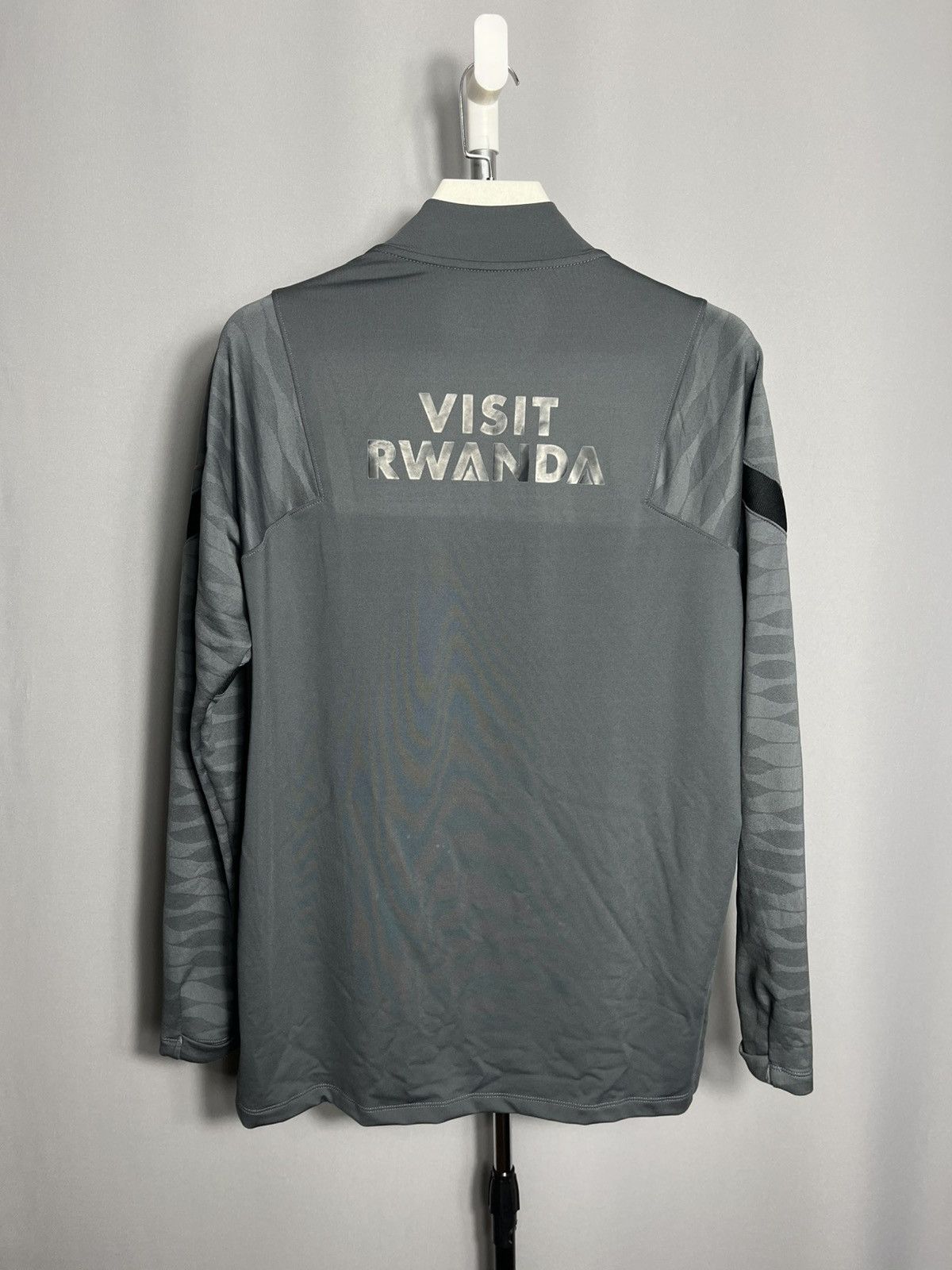 Nike Nike PSG Men’s Soccer Football Long sleeve Grey half 1/4 zip Size US L / EU 52-54 / 3 - 8 Thumbnail
