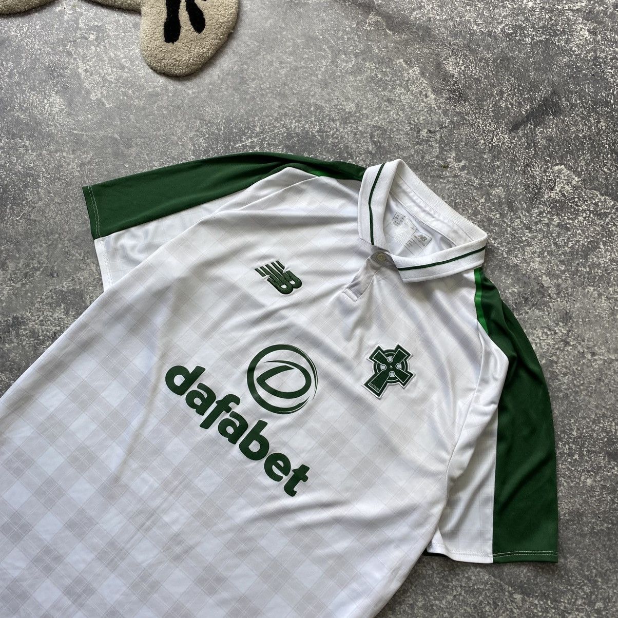 New Balance Vintage New Balance FC Celtic magners rare soccer jersey Size US M / EU 48-50 / 2 - 2 Thumbnail
