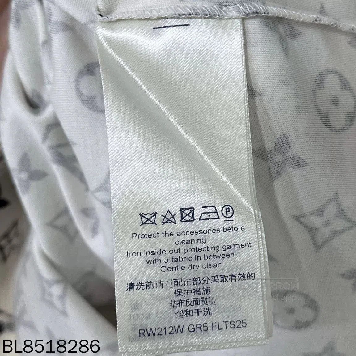 Louis Vuitton Louis Vuitton Monogram Print Short. Size US L / EU 52-54 / 3 - 6 Thumbnail