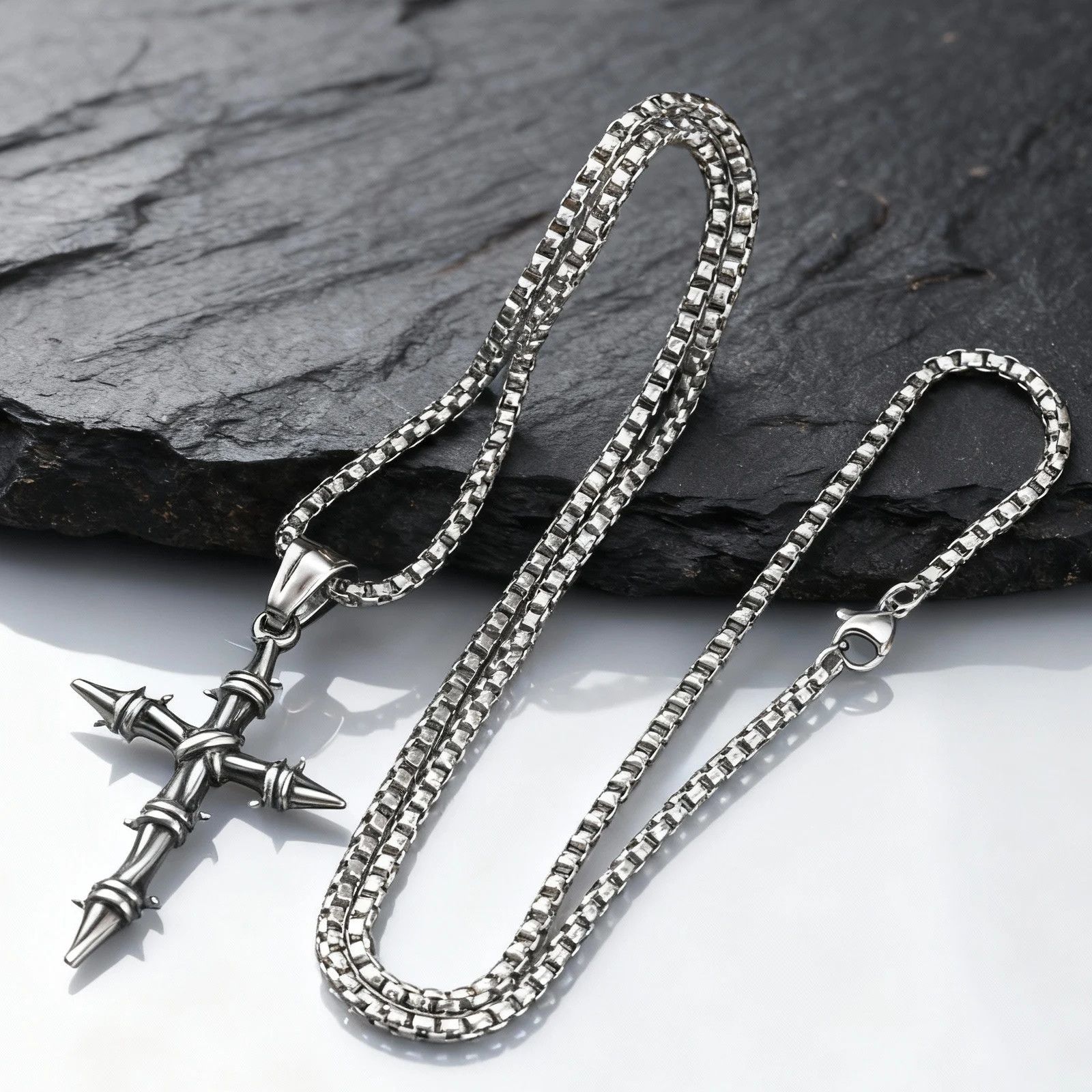 Jewelry Thorn Cross Necklace Size ONE SIZE - 4 Thumbnail