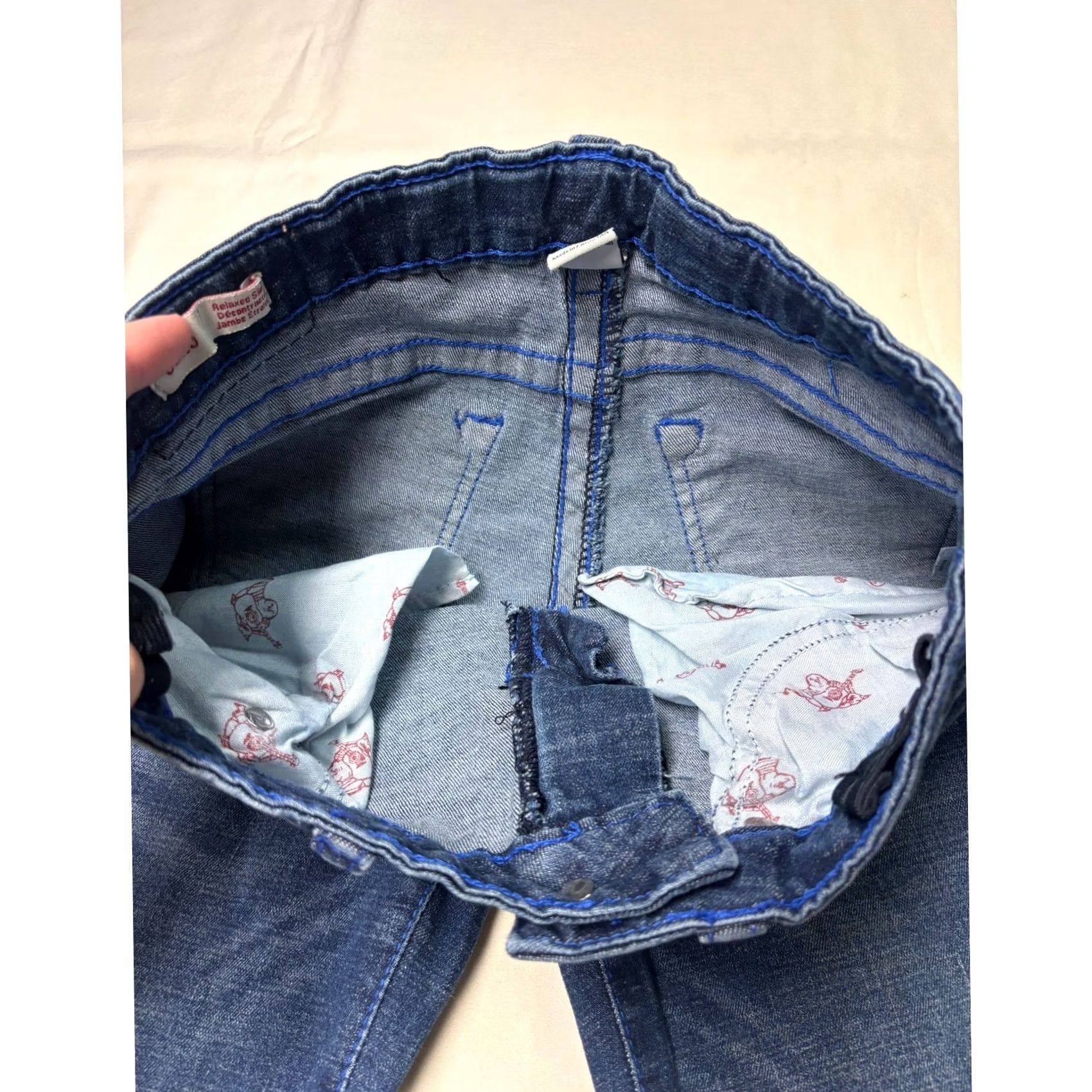 True Religion True Religion Geno Relaxed Slim Jeans Dark Wash Blue Stitching 29 Regular 26.5 Inseam Womens Jeans Size 29" - 4 Thumbnail