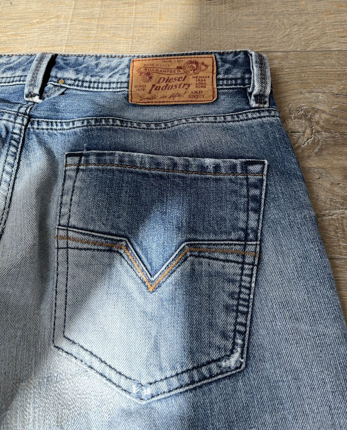 Diesel VINTAGE DIESEL IF SIX WAS NINE STYLE BAGGY JEANS 90S Size US 34 / EU 50 - 5 Thumbnail
