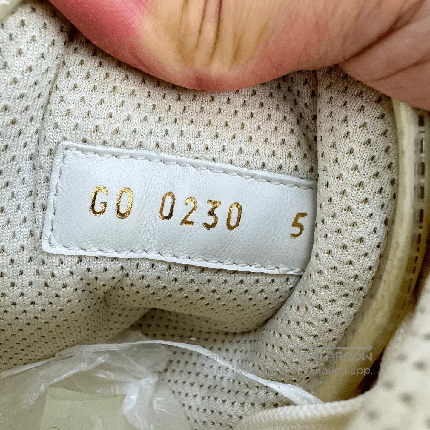 Louis Vuitton Louis Vuitton Transparent High-Top Trainer Sneakers. Size US 5 / EU 37 - 6 Thumbnail