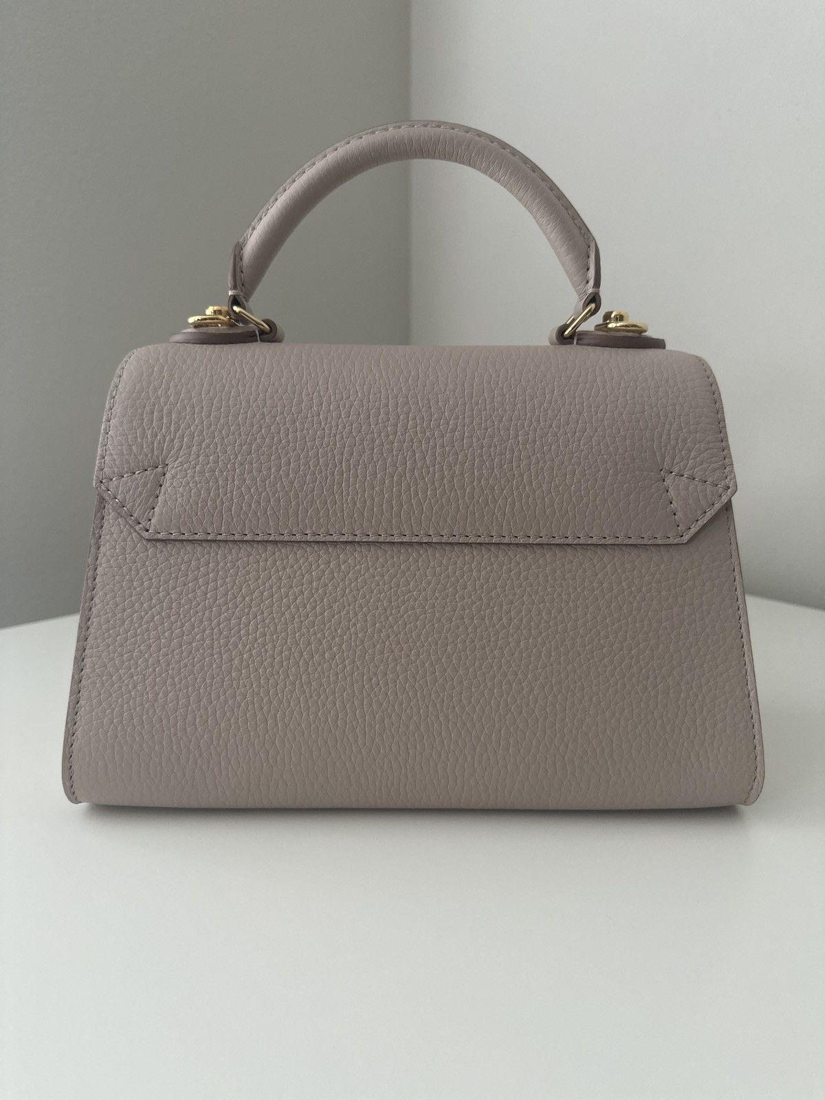 Louis Vuitton Louis Vuitton Twist One Handle PM Size ONE SIZE - 3 Thumbnail