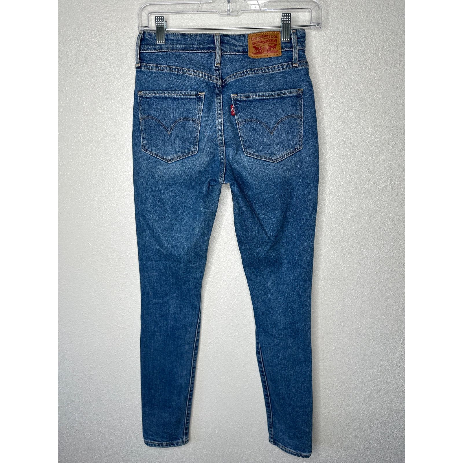 Levi's Levis Medium Wash 721 HighRise Distress Knee Skinny Jean 25 Size 25" / US 0 / IT 36 - 5 Thumbnail