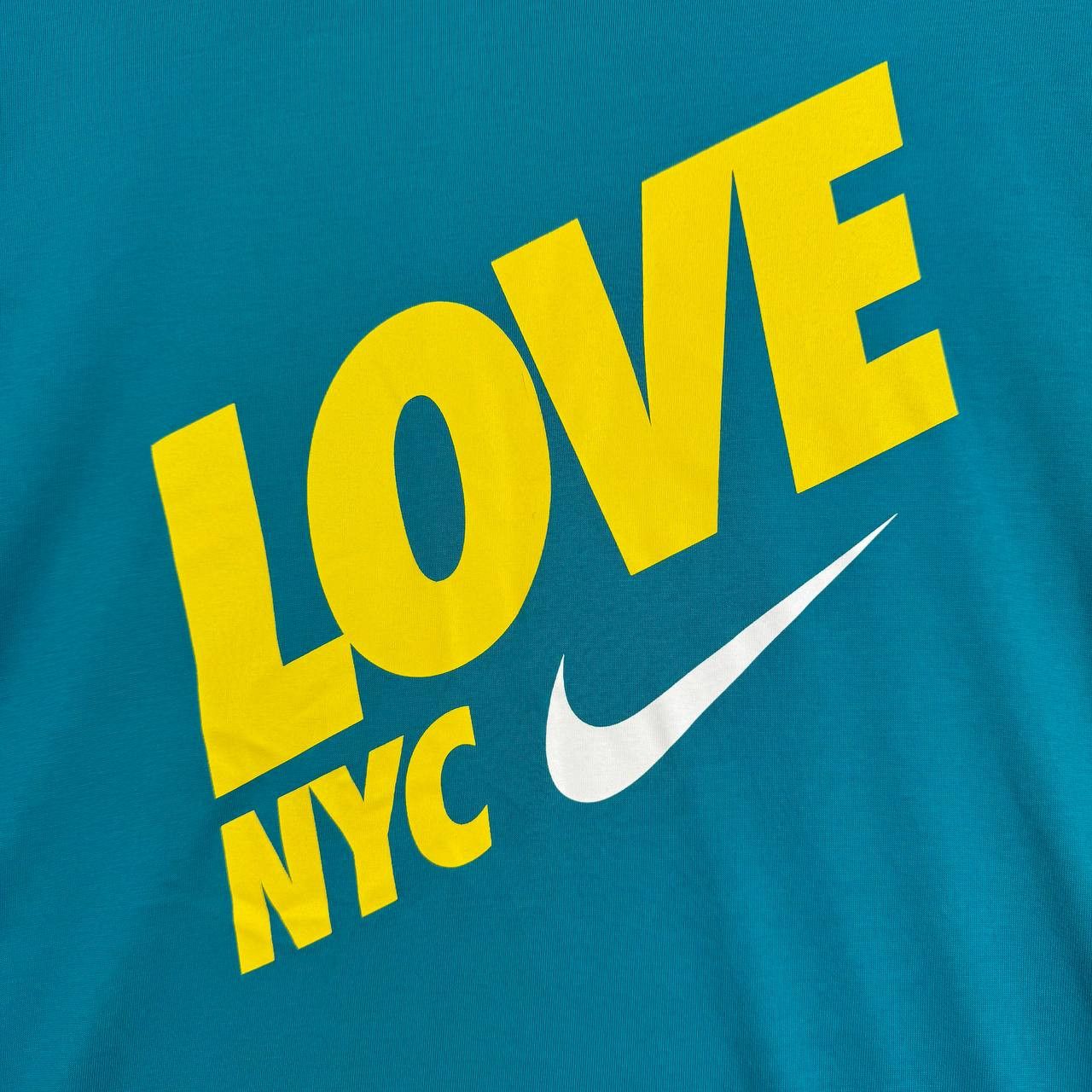 Nike Nike Tennis Love NYC Graphic T-Shirt 348320-332 Mens Size M Size US M / EU 48-50 / 2 - 3 Thumbnail