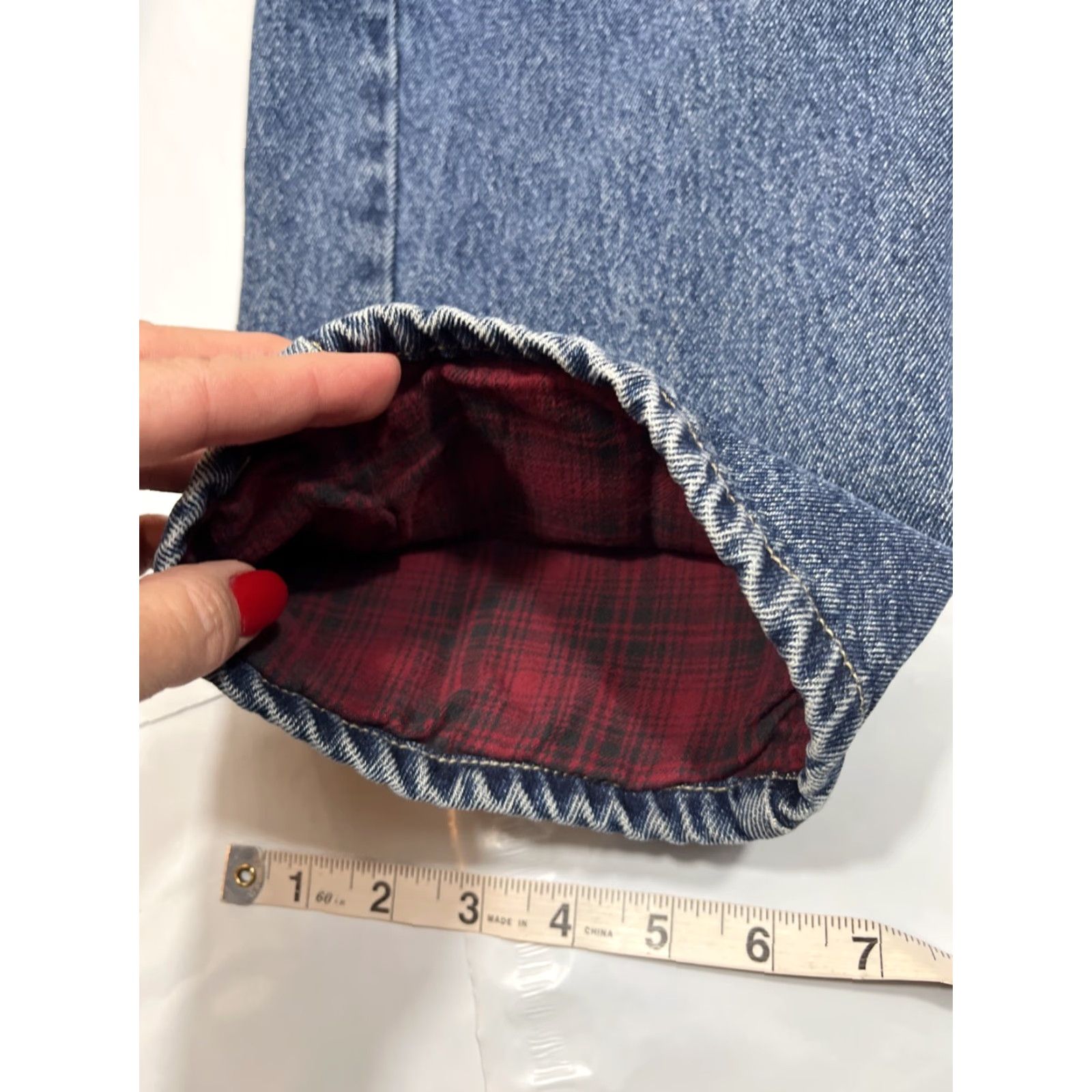 Vintage VINTAGE Woolrich Red Flannel Lined BLUE JEANS 36/34 MENS Denim Relaxed Fit Outdoor WORK Size US 36 / EU 52 - 4 Thumbnail