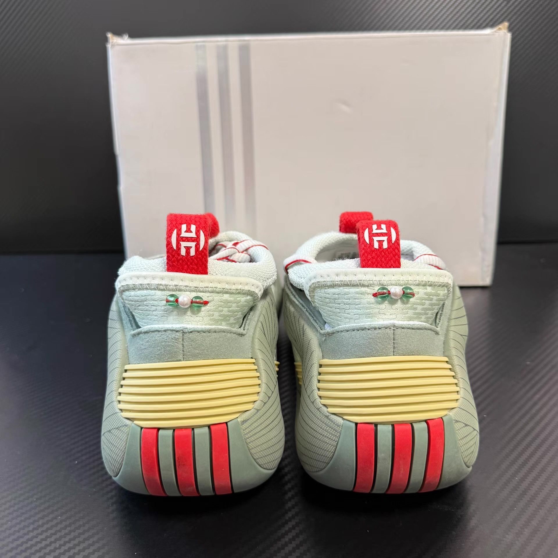 Nike adidas Harden Vol. 8 Q10 Size US 9.5 / EU 42-43 - 3 Thumbnail