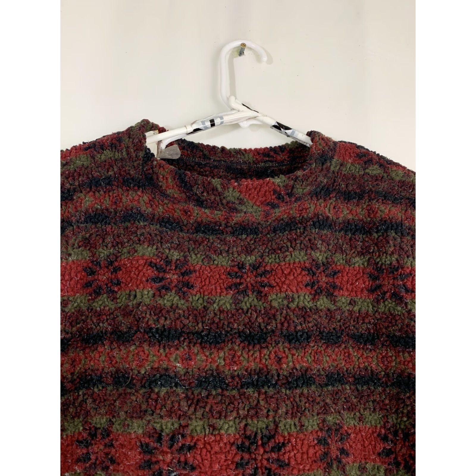 Vintage Woolrich Mens Sweater M Red Green Made in USA Rugged Outdoor Wear Pullover Mens Family US Theme Size US M / EU 48-50 / 2 - 5 Thumbnail