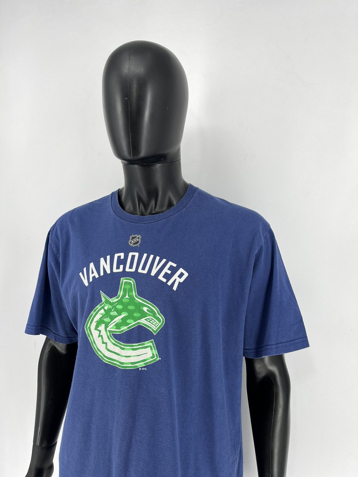 Reebok Reebok NHL T SHIRT Vancouver Canucks Henrik Sedin Size US XL / EU 56 / 4 - 4 Thumbnail