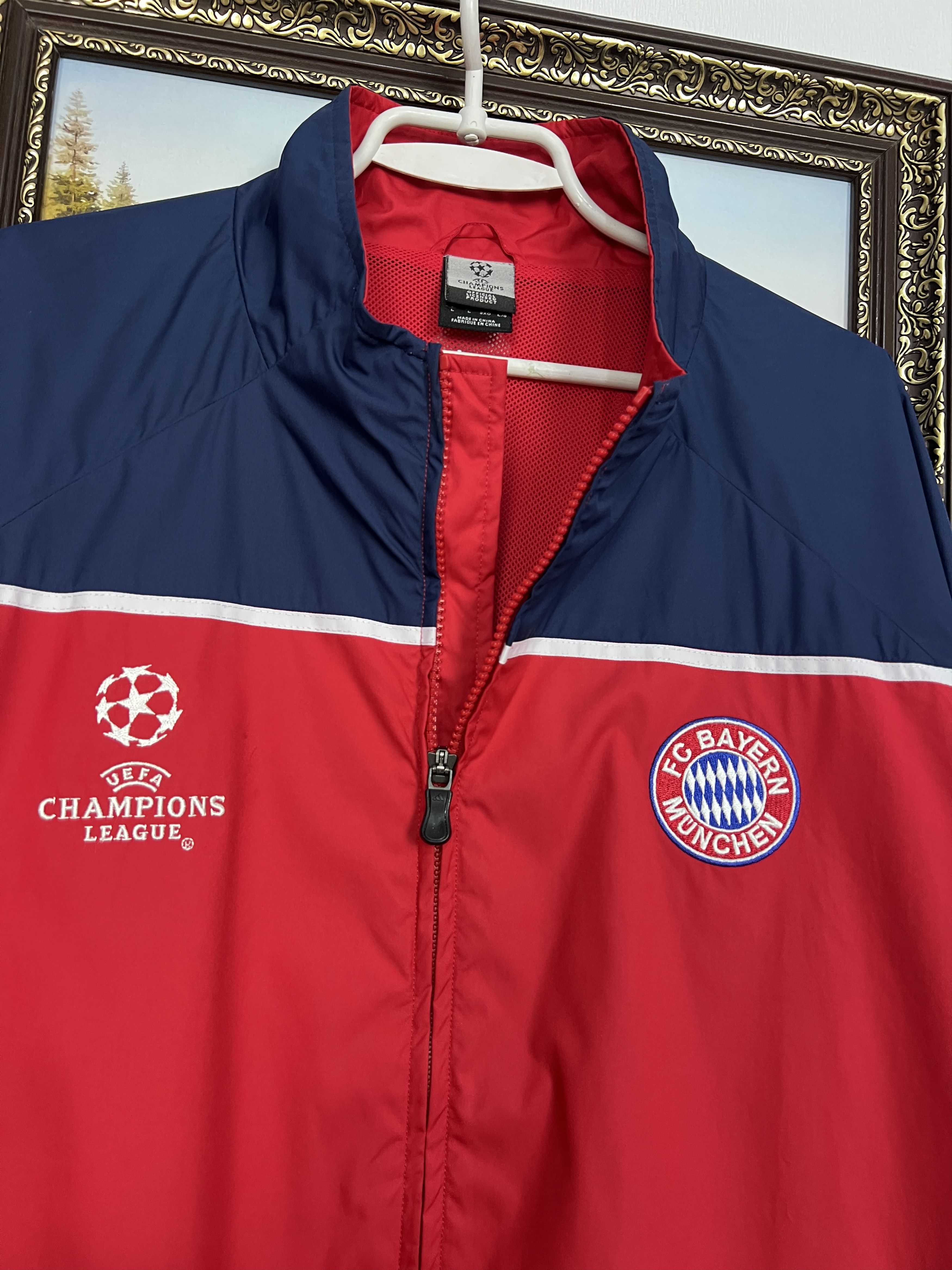 Adidas Vintage Adidas Bayern Munich Football Jacket Soccer Track Size US L / EU 52-54 / 3 - 3 Thumbnail