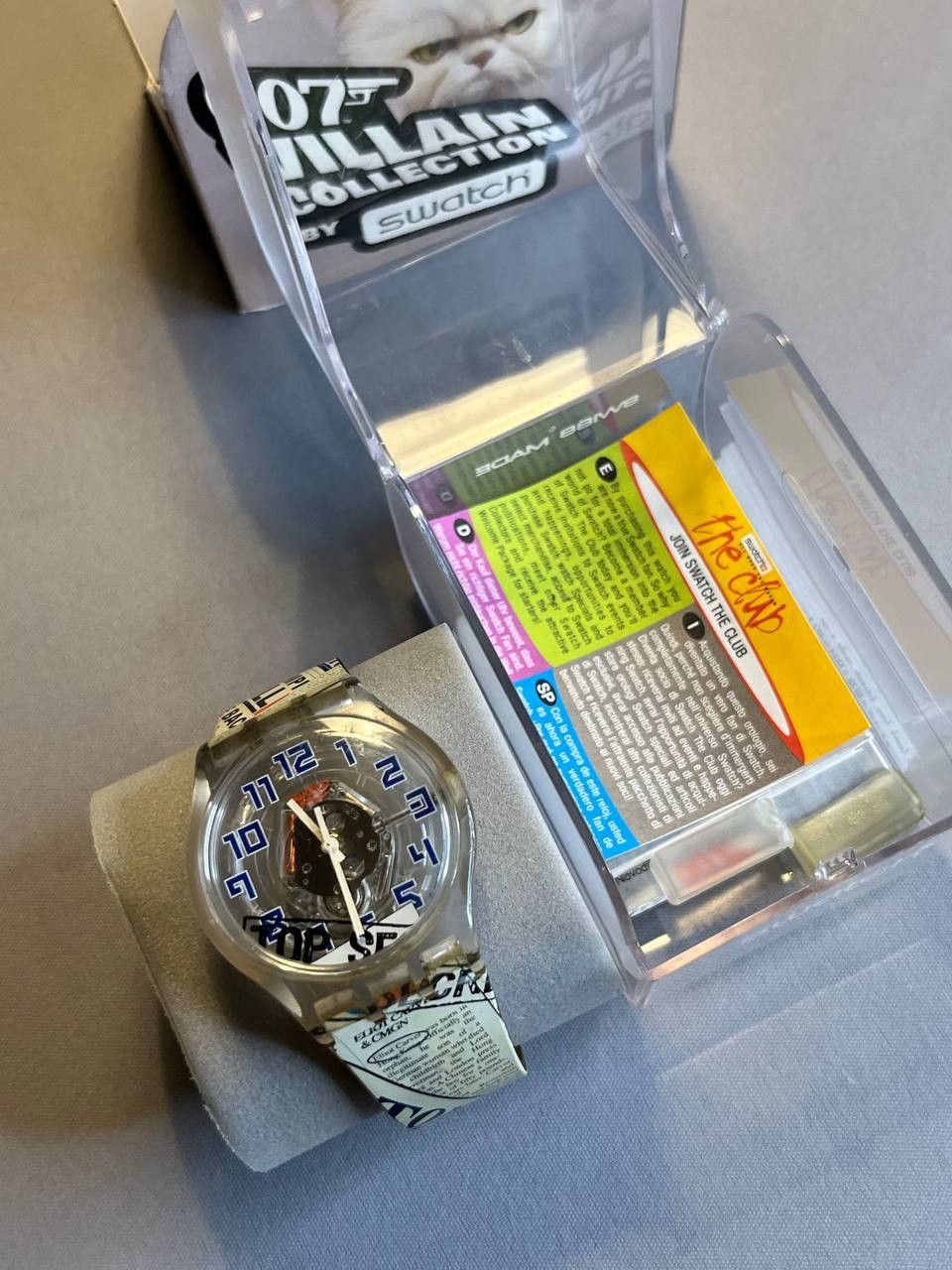 Swatch Swatch SUJK138: ELLIOT CARVER — TOMORROW NEVER DIES (007) Size ONE SIZE - 9 Thumbnail