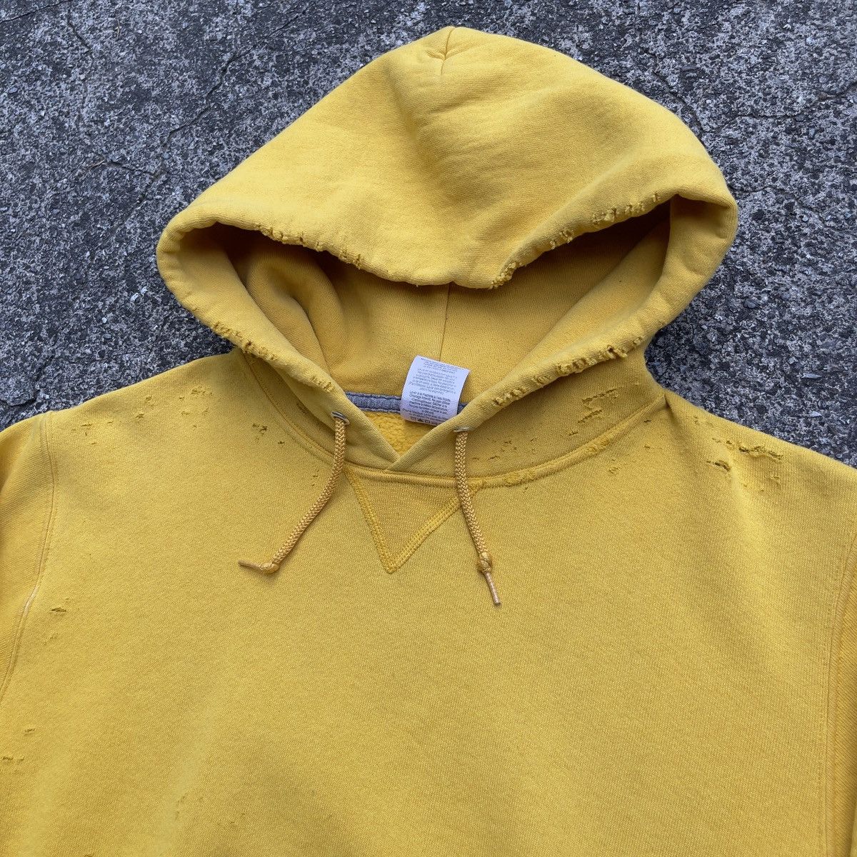 Russell Athletic × Vintage Thrashed Vintage Y2K Russell Athletic Yellow Blank Pullover Size US M / EU 48-50 / 2 - 2 Thumbnail
