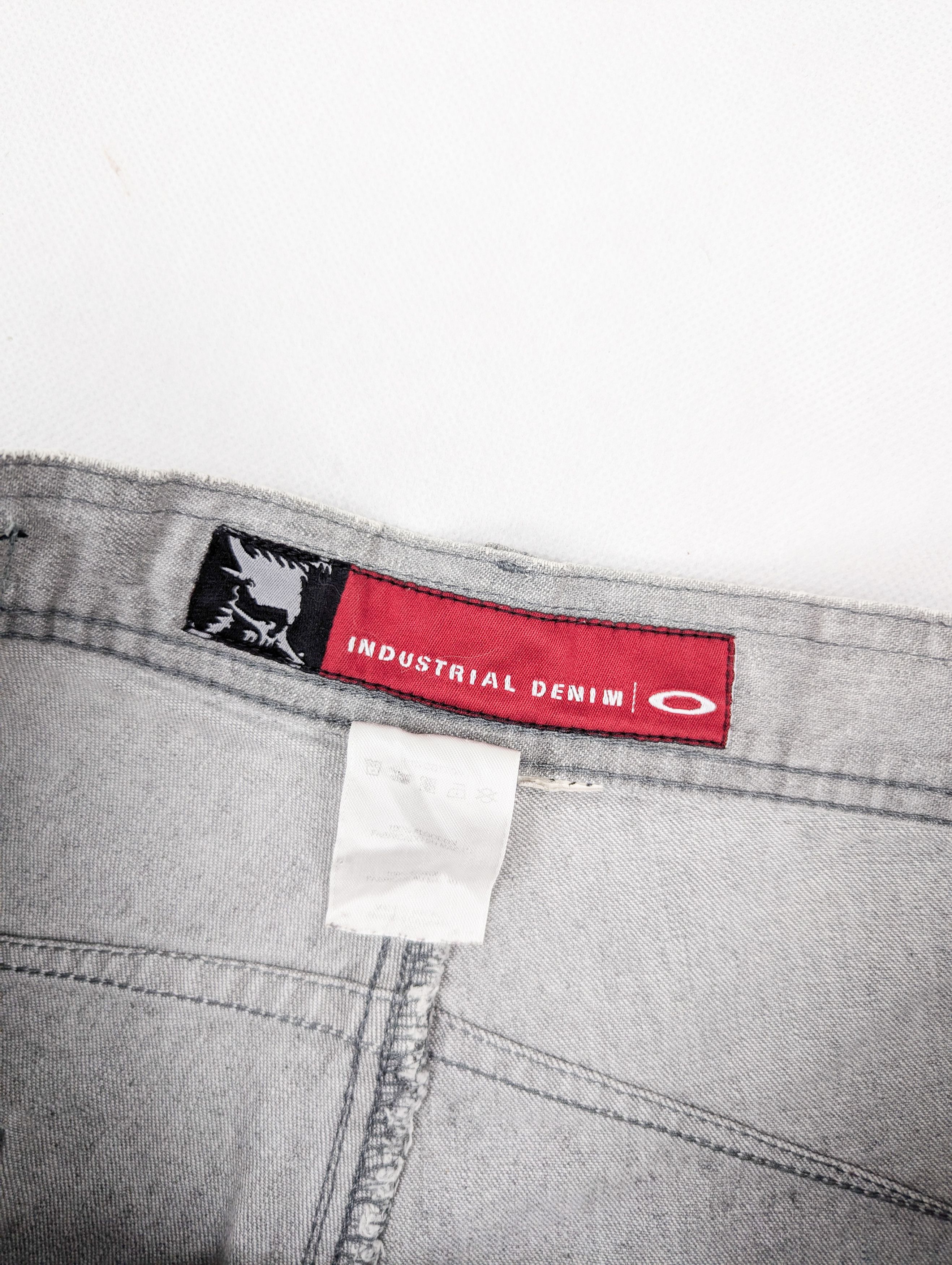 Oakley Oakley grey denim shorts 34 Size US 34 / EU 50 - 3 Thumbnail