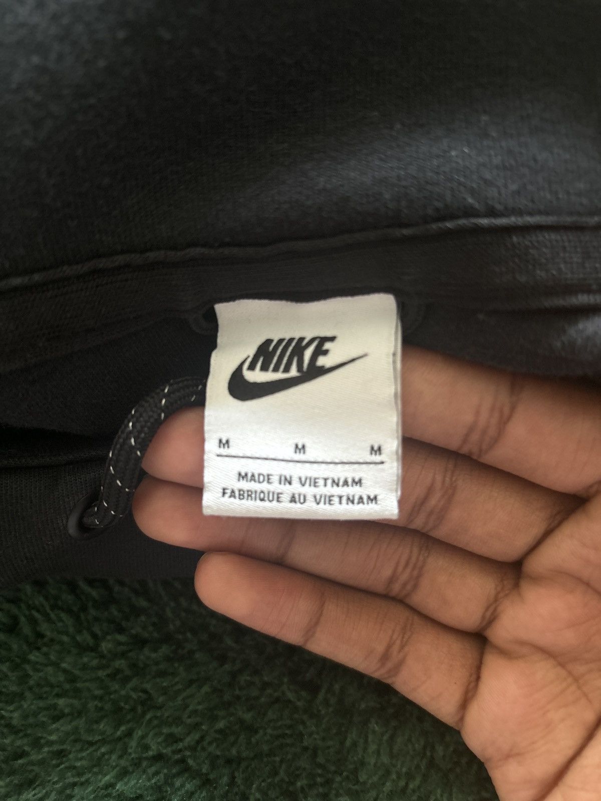 Nike Black PULL OVER Nike Tech Hoodie Size US M / EU 48-50 / 2 - 2 Thumbnail