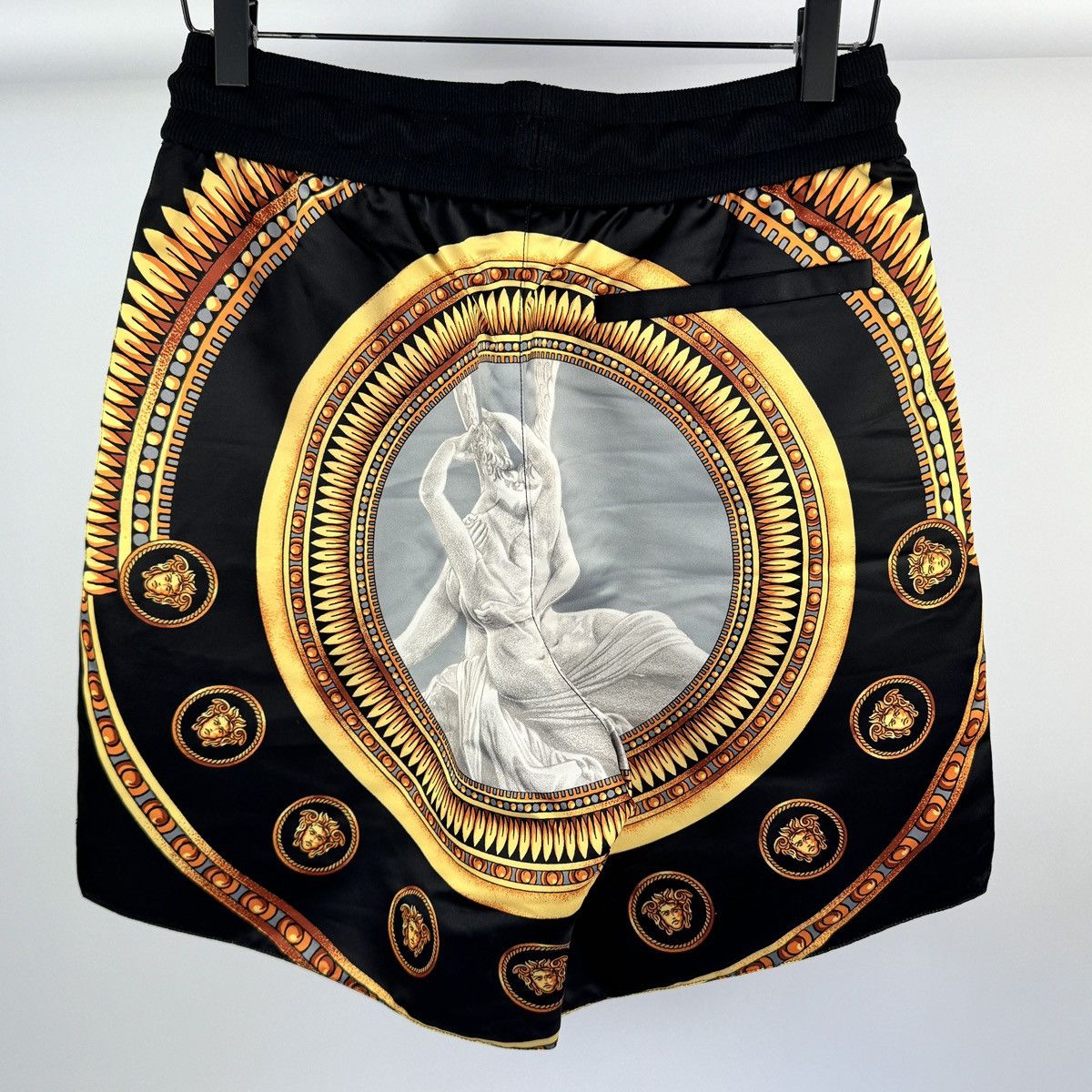 Kith × Versace GRECO SHORTS Size US 34 / EU 50 - 2 Thumbnail
