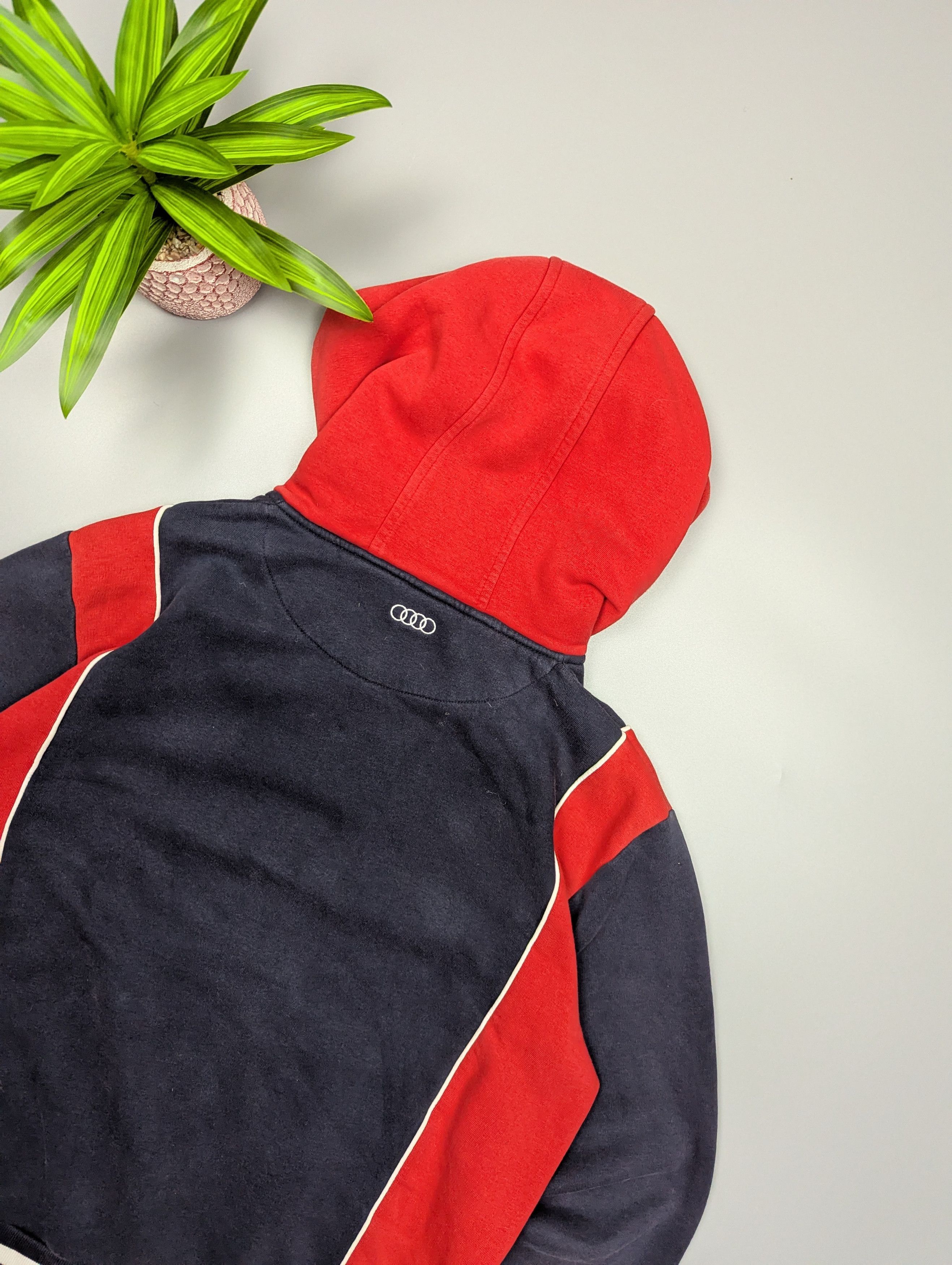 Audi AUDI Sport Vintage Men's Insulated Full Zip Hoodie Size US M / EU 48-50 / 2 - 9 Thumbnail