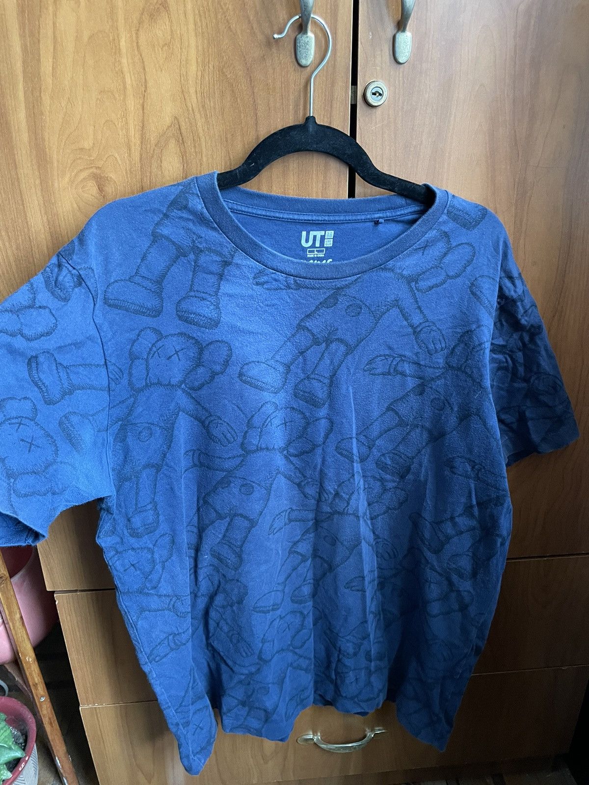 Kaws × Uniqlo Kaws Uniqlo tee Size US L / EU 52-54 / 3 - 1 Thumbnail