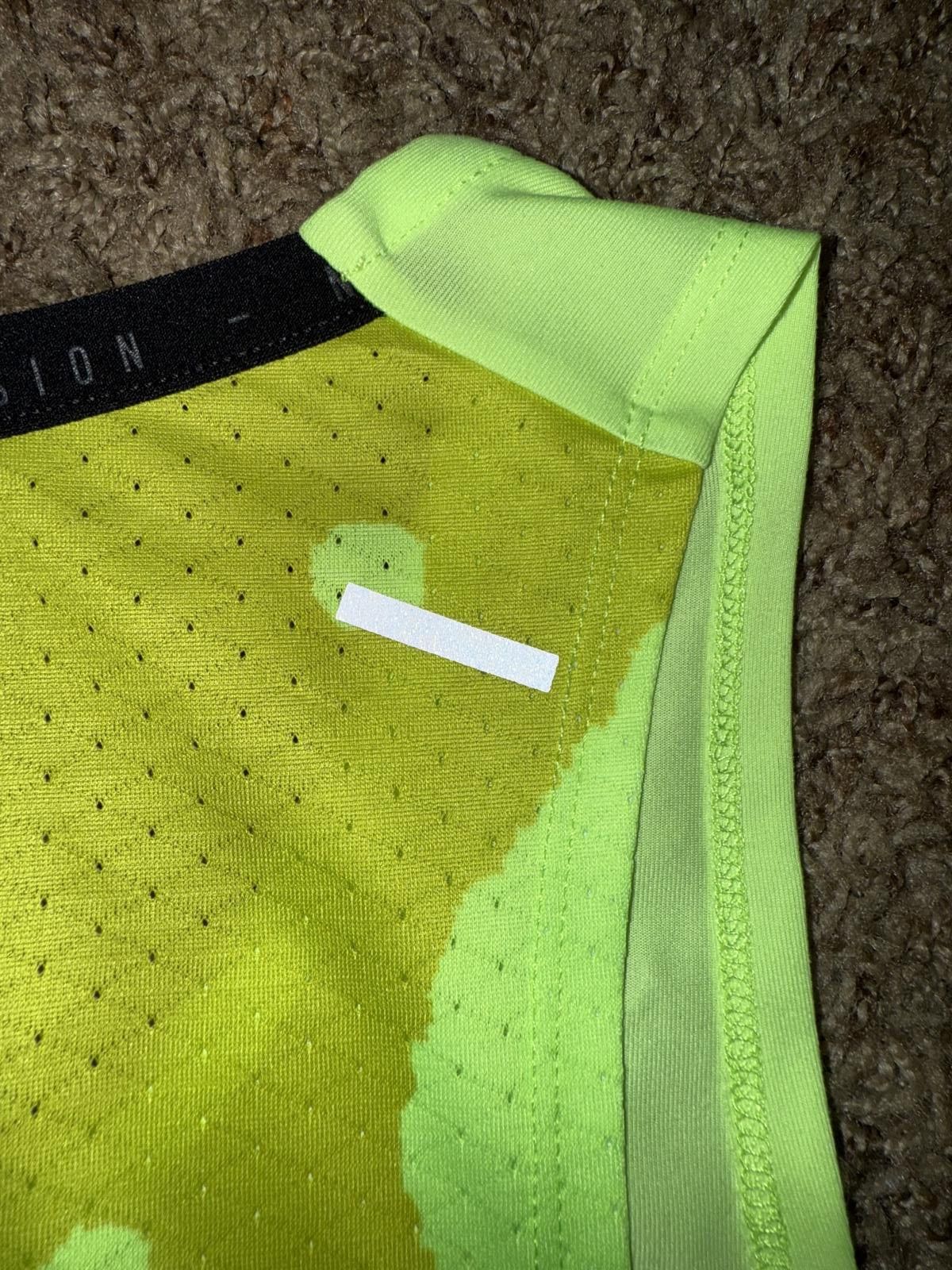 Nike Nike Dri-FIT Run Division Rise 365 Men's Running Tank Sample Size US M / EU 48-50 / 2 - 6 Thumbnail